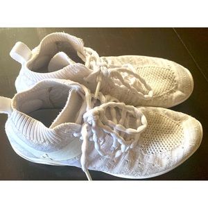 Rebel revolution women’s size 4.5 cheer shoes